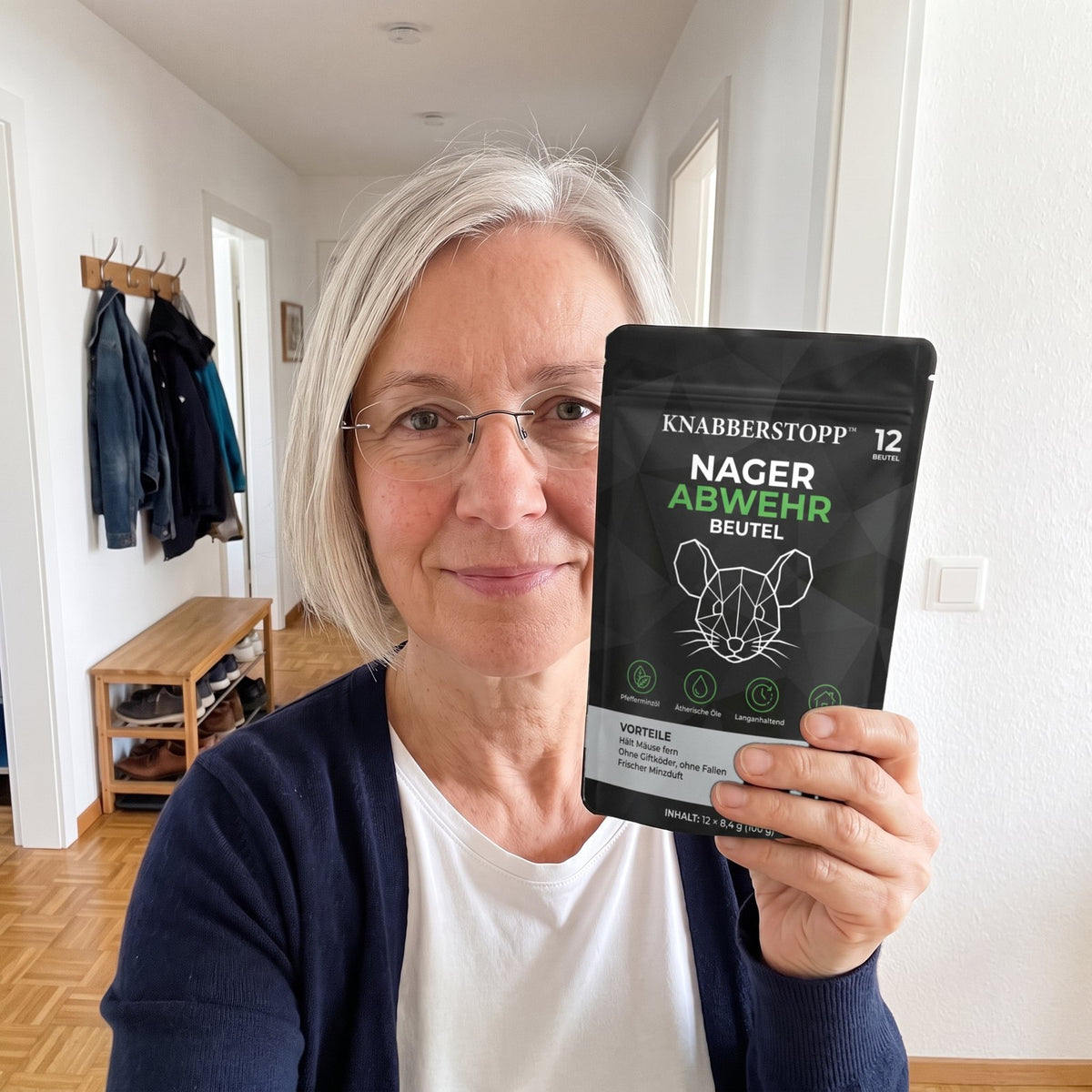 Woman holding a pack of scent pouches
